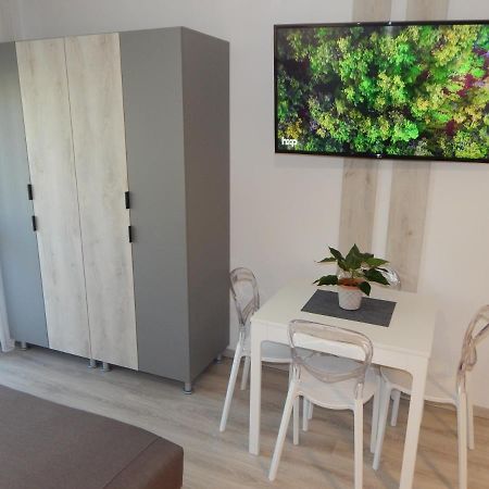 Pisztacia 2020 Apartman 考津茨包尔齐考 外观 照片